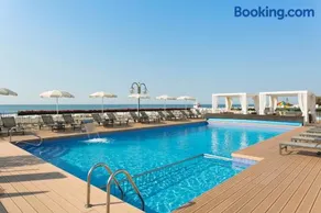 Victoria Frontemare Beach & Spa Hotel Jesolo - Image 1