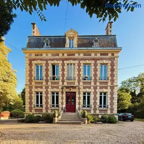 Le Domaine des Prés du Hom - Image 1
