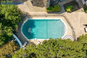 Apex Executive Apartments - 500 S Congress Dr - Image 3