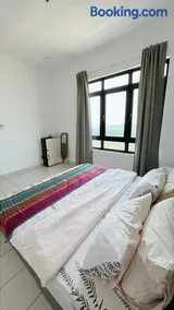 MUJI Cosy Level 25th Room Amber Residence @ Quayside Mall Rimbayu Near to Masha Oasis Tenby KLIA Kota Kemuning - Image 3