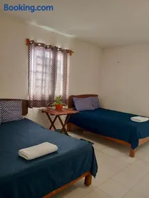 Cozy beachfront house Cocomar - Image 3