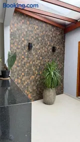 Casa moderna com piscina 3 quartos e área de festa - Image 3
