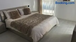 Hij Apartaments - Image 5