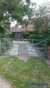 Parrs cottage - Image 2