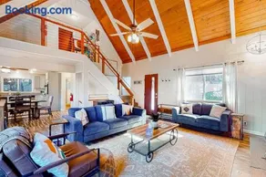 The Retreat on Wabash Lane - Image 1