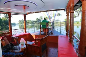 Marari houseboat - Image 1