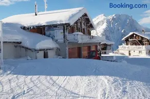 Chalet Skilift - Image 3