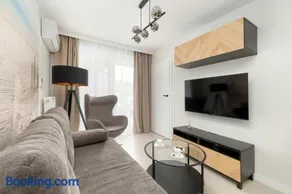Seaside Apartment with Parking, Air Conditioning and Elevator Close to the Beach by Noclegi Renters - Image 4