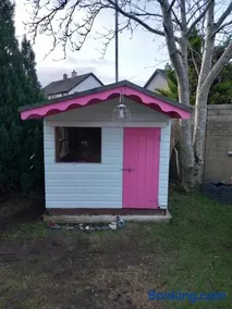 3 Bedroom Family home - Image 4