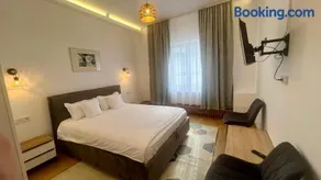 Parc Vatra Dornei - Deluxe Suite - Image 2