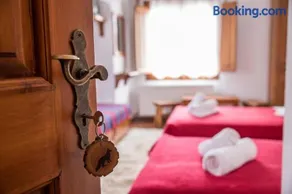 Πατρικό ολόκληρος ξενώνας entire stone guesthouse - Image 2