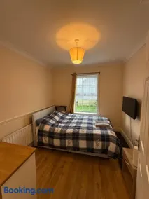 Budget 3 Bed House in Tralee Secure Parking - Image 3