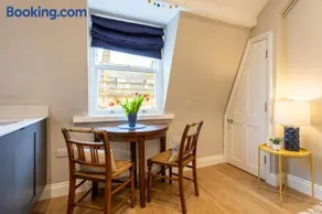 Beautiful Bath Apartment in central Milsom Street - Image 1