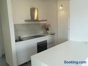 Palau Maisonettes - Image 4