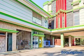 Abbas Syariah Hotel near Menara Kudus Mitra RedDoorz - Image 5