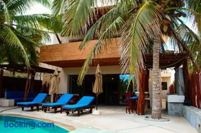 Egina Luxury Villa - Image 2