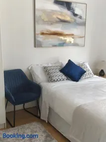 Salthill Village 3 Bedroom Apartment - Image 2