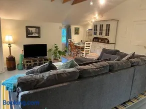Kinderhaus Loft in Chatham, NY - Image 1