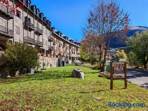 Chimenea, cama grande y vistas- Escapada romántica perfecta - Falcó 16 - Image 2