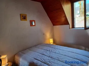 2 hébergements différents 1 gîte avec deux chambres et 1 chambre d'hôtes avec salon privé - Image 1