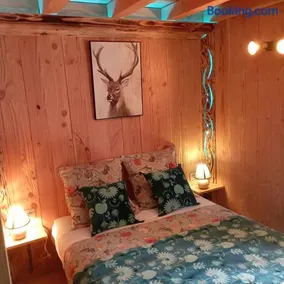 A la cabane des Bois dessus Tiny Gite - Image 1