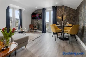 Sea views, Beachbreeze, Pet friendly, Private parking - Image 1