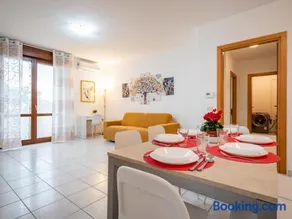 GuestHost - Ca' Mastro Bright Flat with parking - Image 3