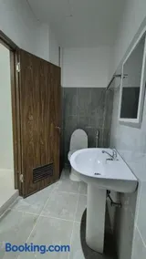 Beachfront White House for 10pax - Image 2