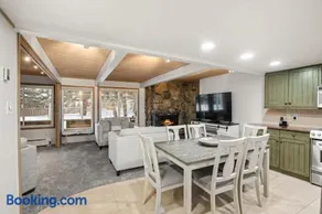 Standard Two Bedroom Aspen Alps #210 - Image 2