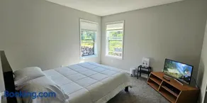 River Valley Stay - Image 4