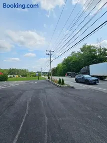Vacation Inn - Image 5