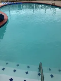 All Seasons Inn & Suites - Image 2