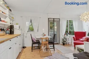 Cozy Seaside Cottage On Sejerø - Image 5