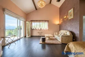 Luxurious Villa with Pool - Image 2