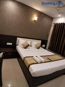 Hotel Airport International Inn - Near Mumbai Airport , BKC Visa Consulate, Jio Convention Center - Image 3