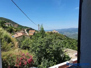 Grande Maison de Village - Image 1