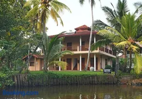 Hettimulla River House - Image 1