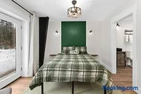 Brand New 4000 SF Vacation Home on 53 acres! - Image 5