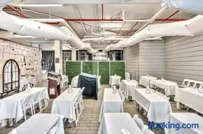 Double Queen Room-Hosted by Sweetstay - Image 3