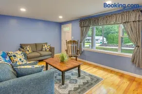 Dog-Friendly Fitchburg Vacation Rental, Hike & Ski - Image 3