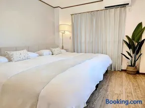 Luna Luxury 4BR Family Villa with Parking - 2 mins from Osaka-ko Station, near EXPO, USJ, Kaiyukan - Image 3