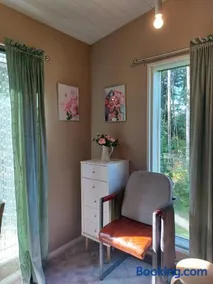 Pioni Apartment - Image 2