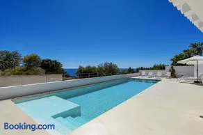 Can Malvinas - Modern Villa with sea views - Image 2