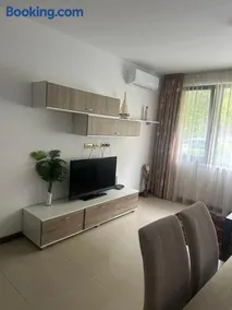 Casa Real II Apartments Frontline Beach - Image 4