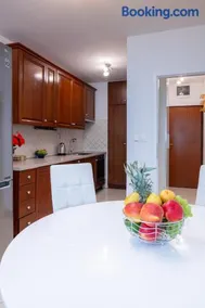 Laplace Apartment - Image 1