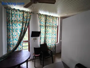 Queens INN - Image 2