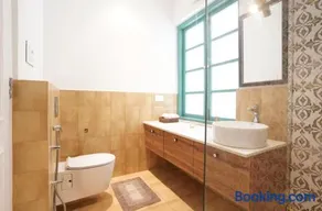 Luxury 3BHK Villa - Pvt Pool & Bathtub - Image 2