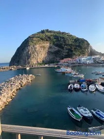 Suite Capri - Image 1