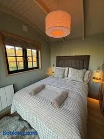 Glamping Pod with Stunning Views - Wiltshire - Texel - Image 2