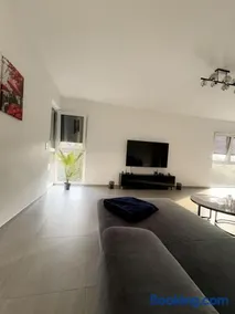 ParisApartment in Homburg Modern, Neu & Elegant - Image 3